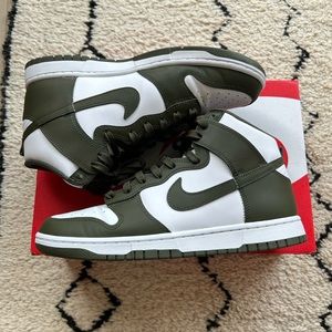 Nike Dunk High Cargo Kaki Size 10
